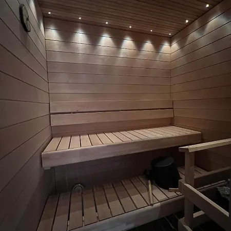 Three Monkeys Loft Διαμέρισμα Hyvinkää
